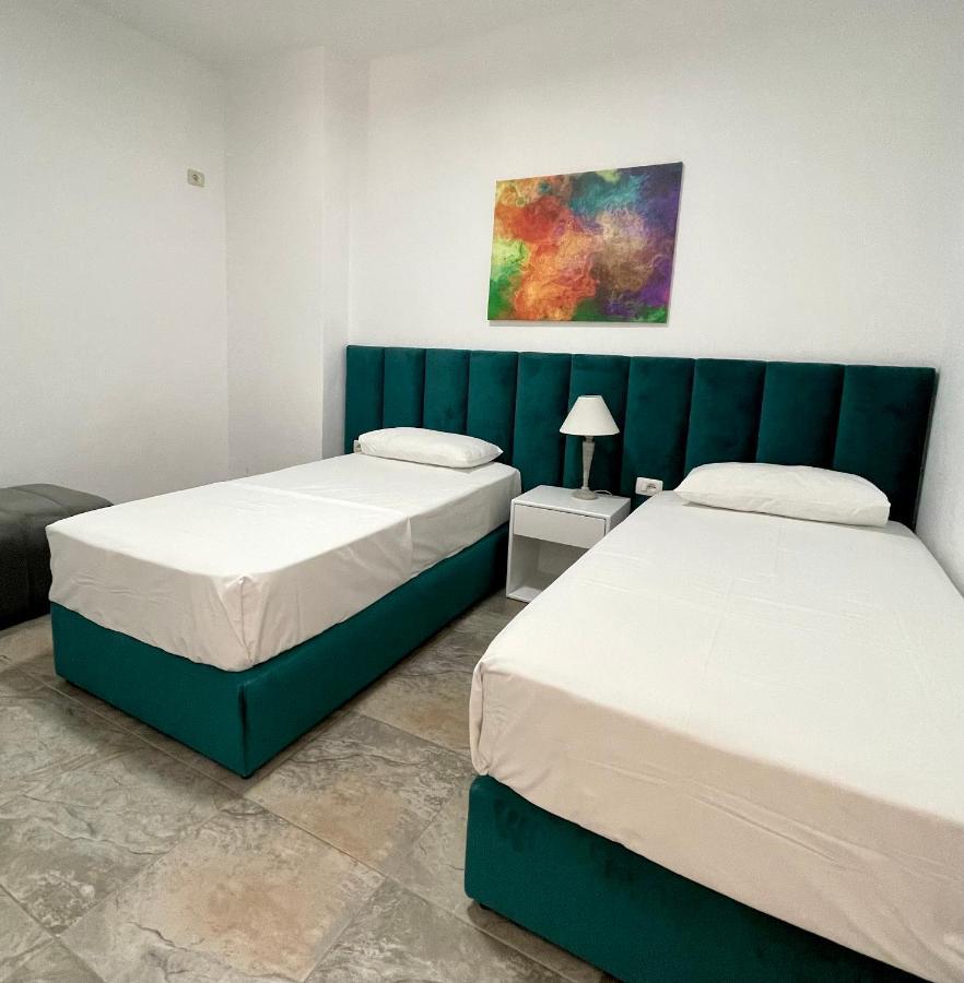 Sunny Bay Apartments Sarandë Eksteriør billede