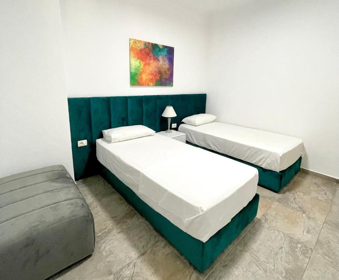 Sunny Bay Apartments Sarandë Eksteriør billede