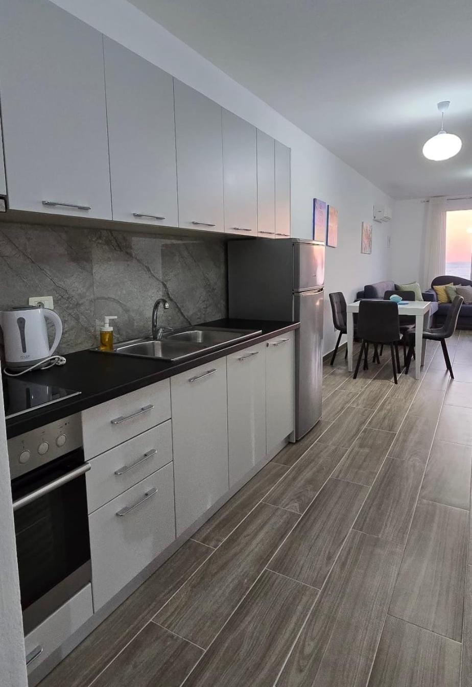 Sunny Bay Apartments Sarandë Eksteriør billede